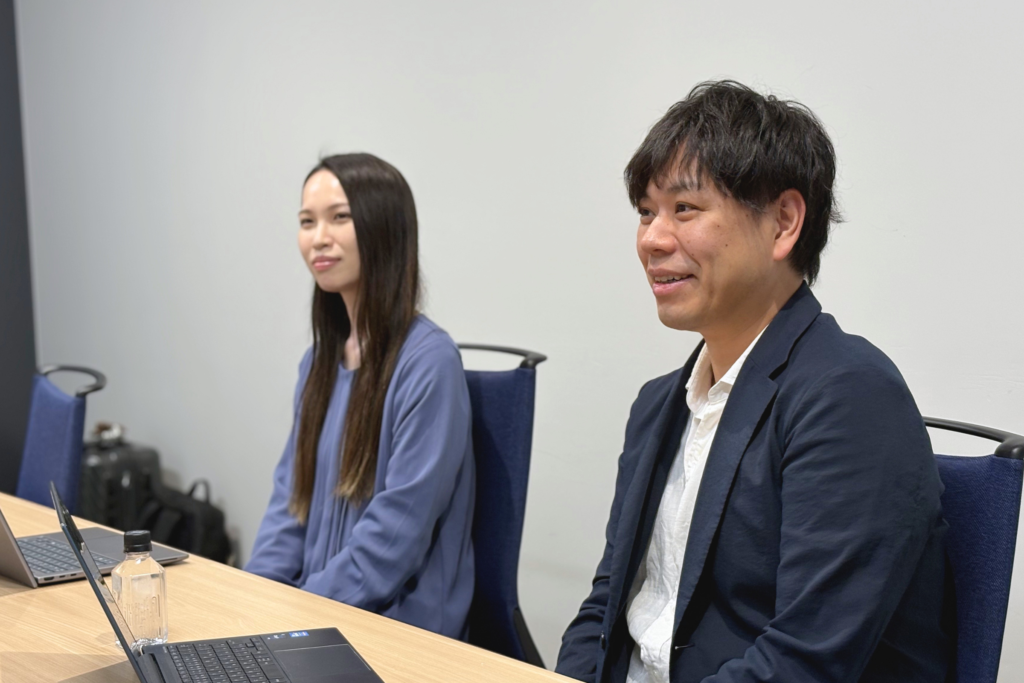 住友電気工業株式会社DX技術研究開発センター AI推進部 MI/PI推進グループ グループ長 高桑 達哉 氏、同グループ 野間田 玲 氏